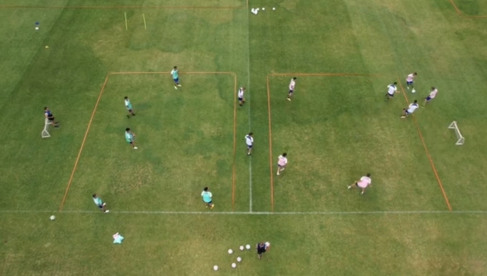 Club-Almagro, cuerpo técnico, Norberto Paparatto y Christian Ferreyra. Circulación bajo presión, perfiles. Maximiliano Arocena.